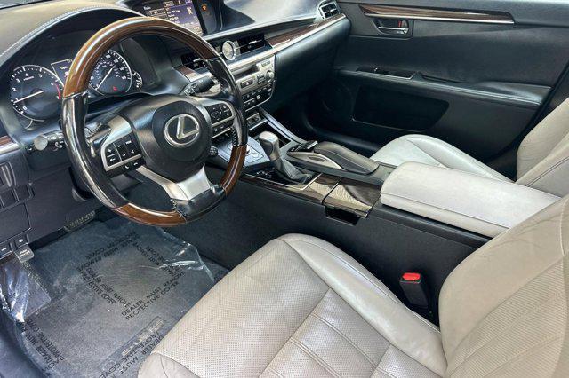 used 2016 Lexus ES 350 car, priced at $18,888