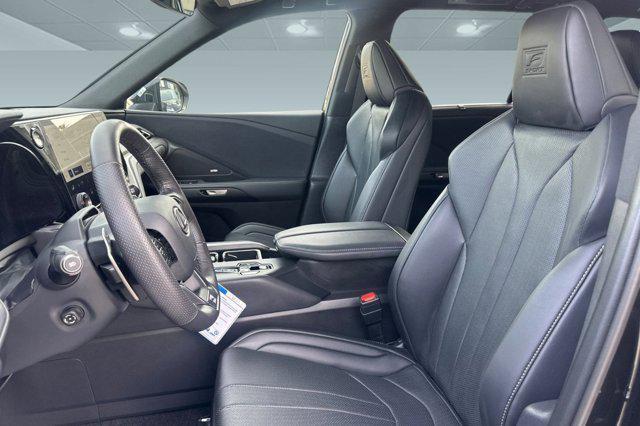 new 2026 Lexus TX 500h car, priced at $77,286