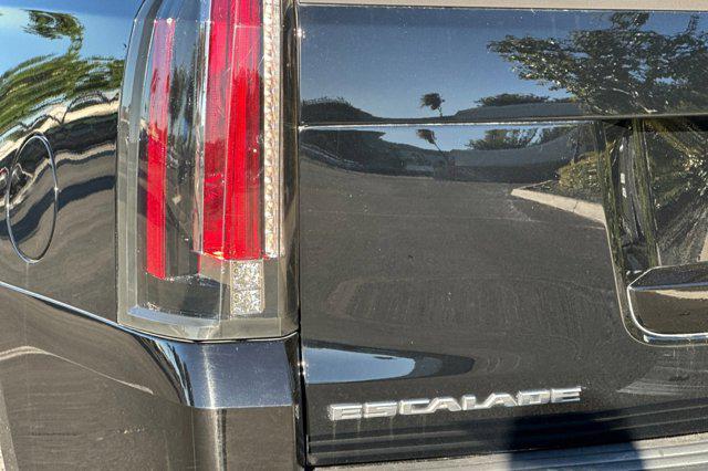 used 2019 Cadillac Escalade car, priced at $24,999