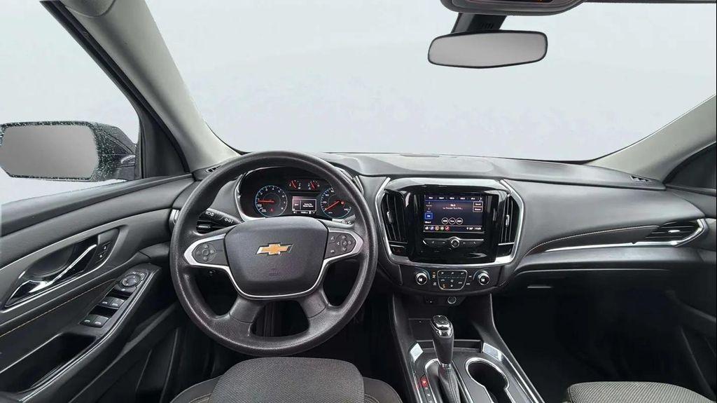 used 2020 Chevrolet Traverse car, priced at $15,488
