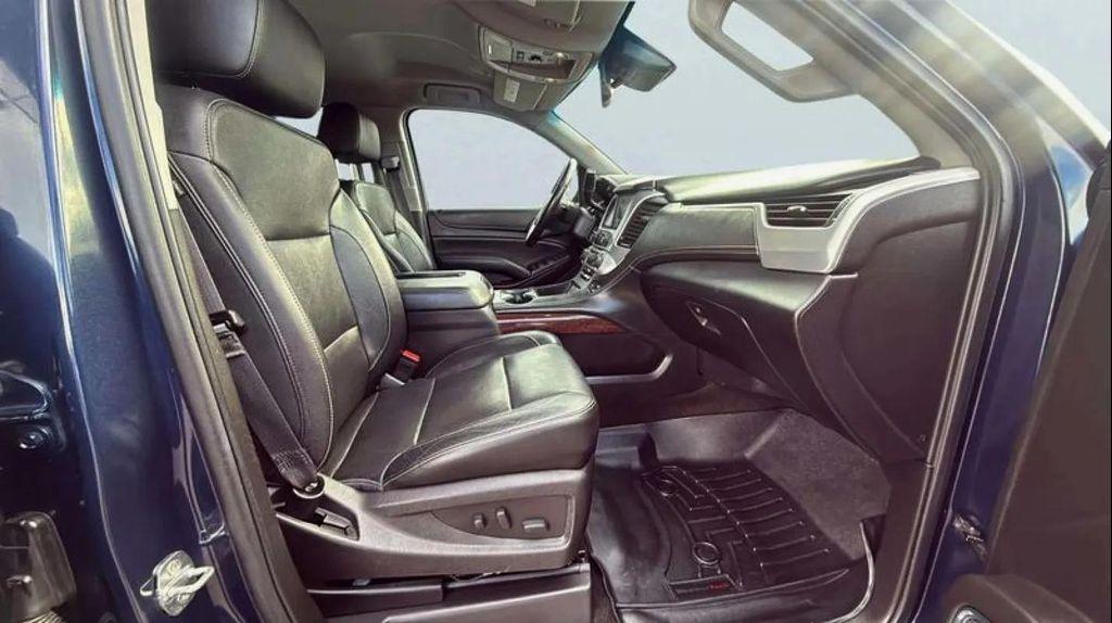 used 2017 GMC Yukon car, priced at $24,988