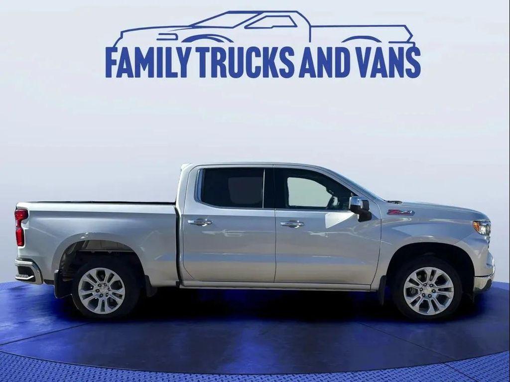 used 2022 Chevrolet Silverado 1500 car, priced at $35,988