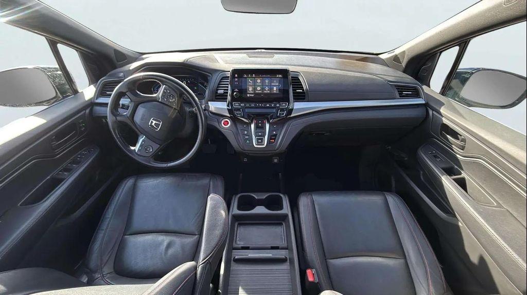 used 2024 Honda Odyssey car, priced at $33,988