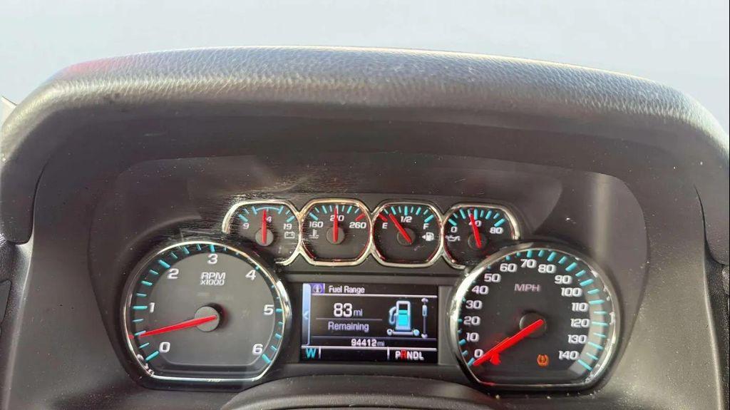 used 2017 GMC Yukon car, priced at $24,988