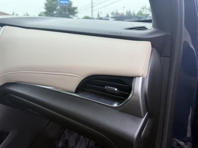 used 2023 Chevrolet Traverse car, priced at $30,195