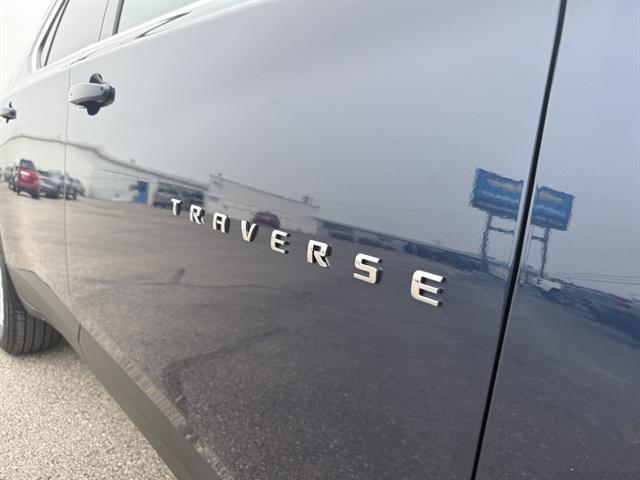 used 2023 Chevrolet Traverse car, priced at $30,195