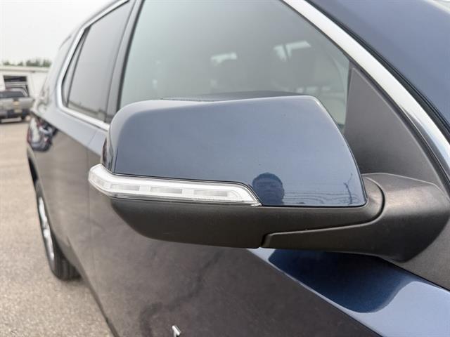 used 2023 Chevrolet Traverse car, priced at $30,195