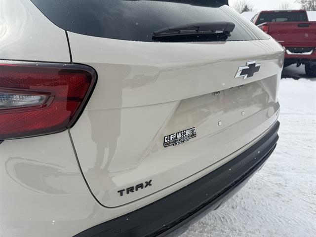 new 2026 Chevrolet Trax car, priced at $25,285