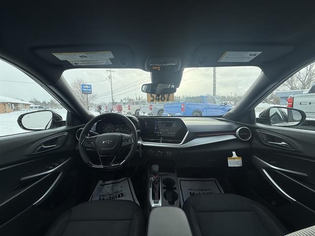 new 2026 Chevrolet Trax car, priced at $25,285