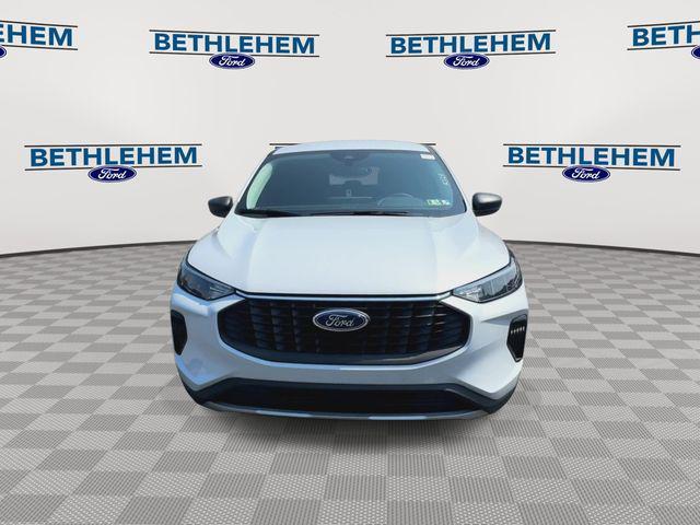 new 2025 Ford Escape car, priced at $28,008