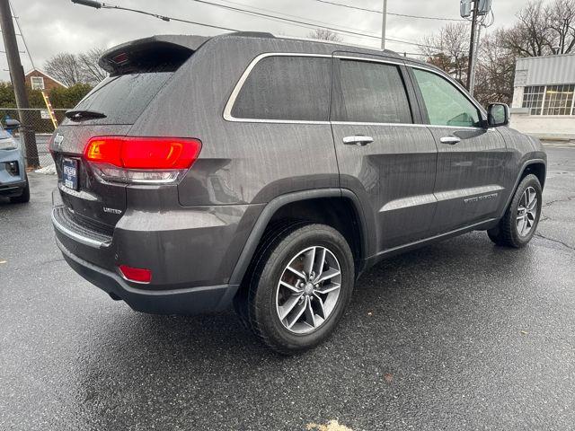used 2018 Jeep Grand Cherokee car, priced at $14,838