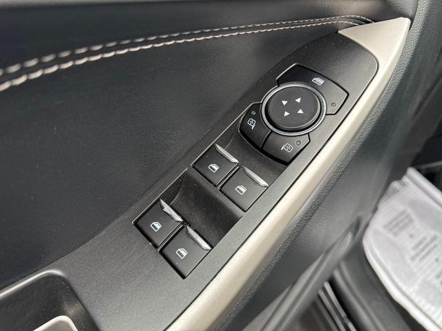 used 2022 Ford Explorer car, priced at $28,600