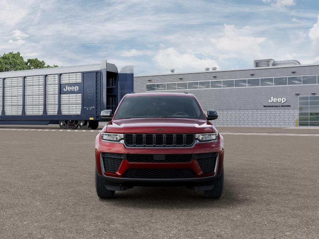 new 2026 Jeep Grand Cherokee car, priced at $48,070