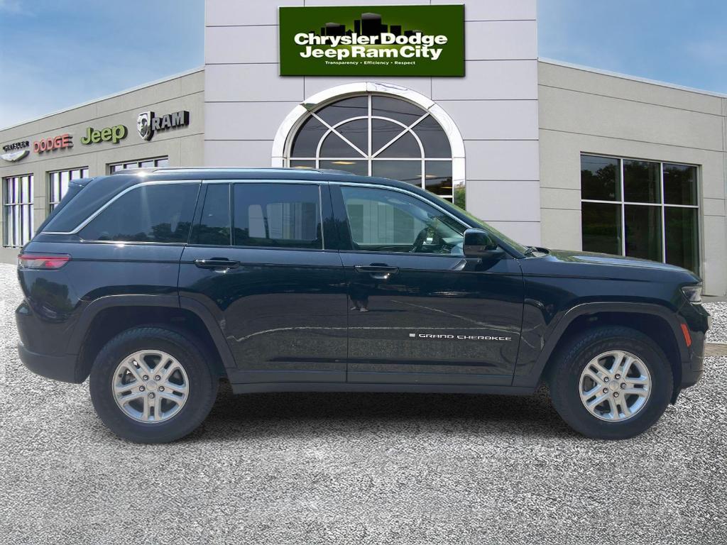 used 2023 Jeep Grand Cherokee car, priced at $30,890