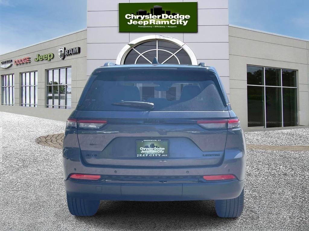 used 2023 Jeep Grand Cherokee car, priced at $32,860
