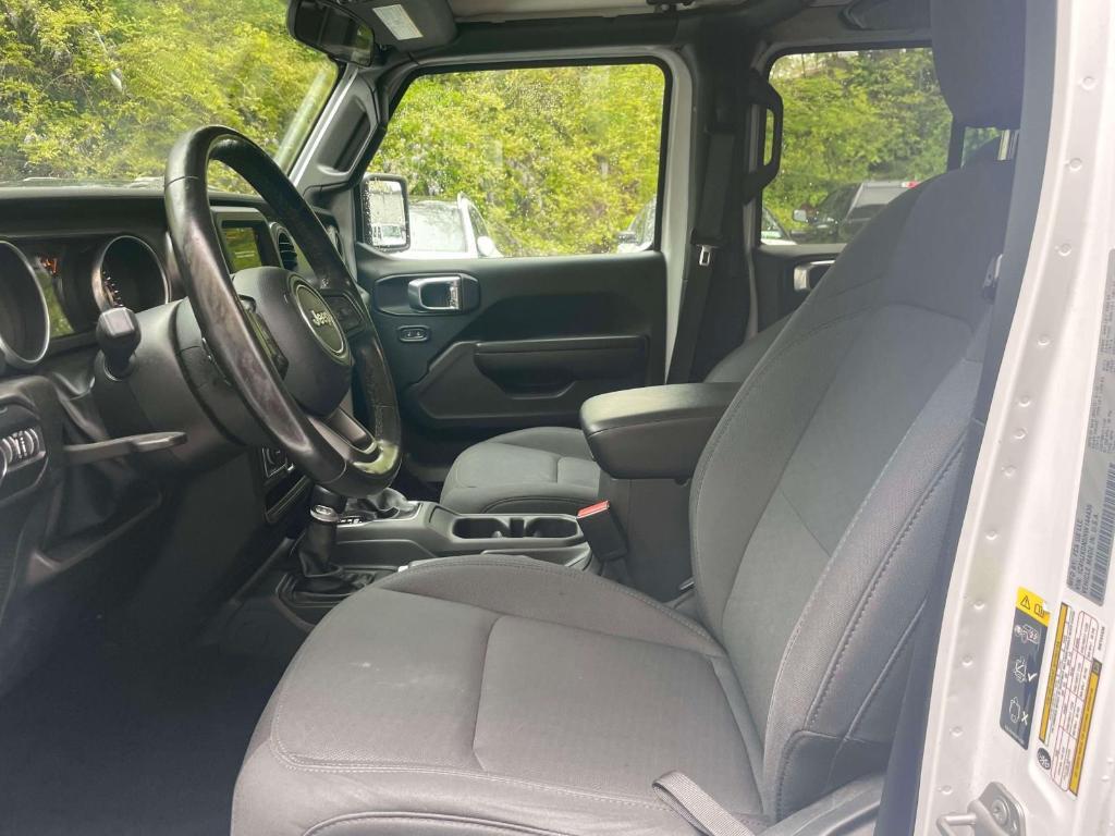 used 2022 Jeep Wrangler Unlimited car, priced at $30,292