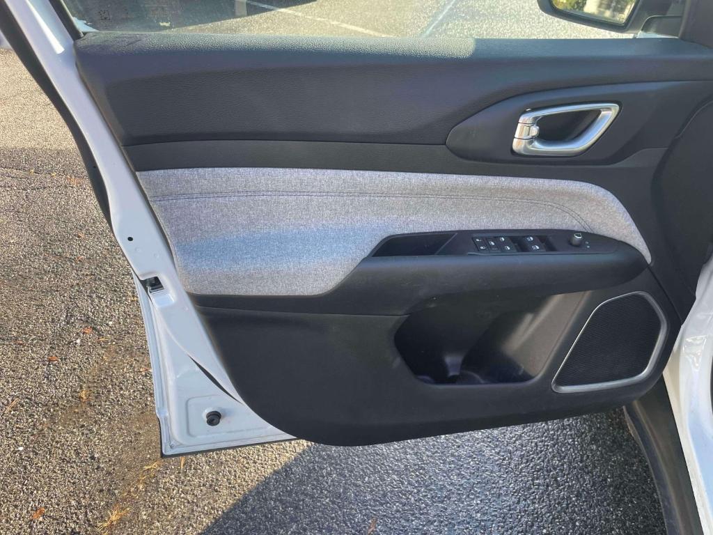 used 2022 Jeep Compass car, priced at $17,999