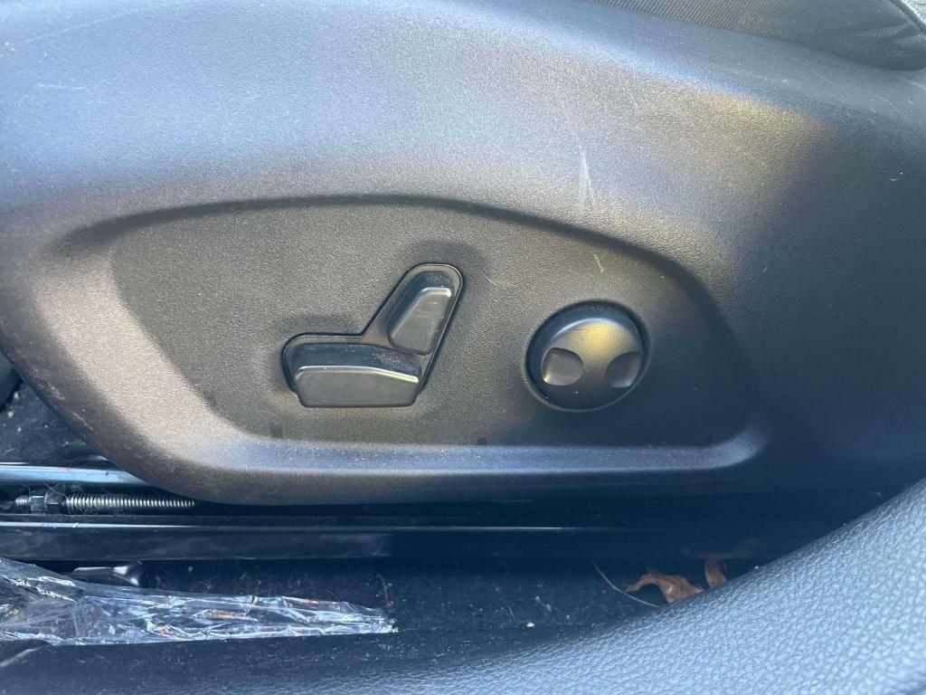 used 2022 Jeep Compass car, priced at $17,999