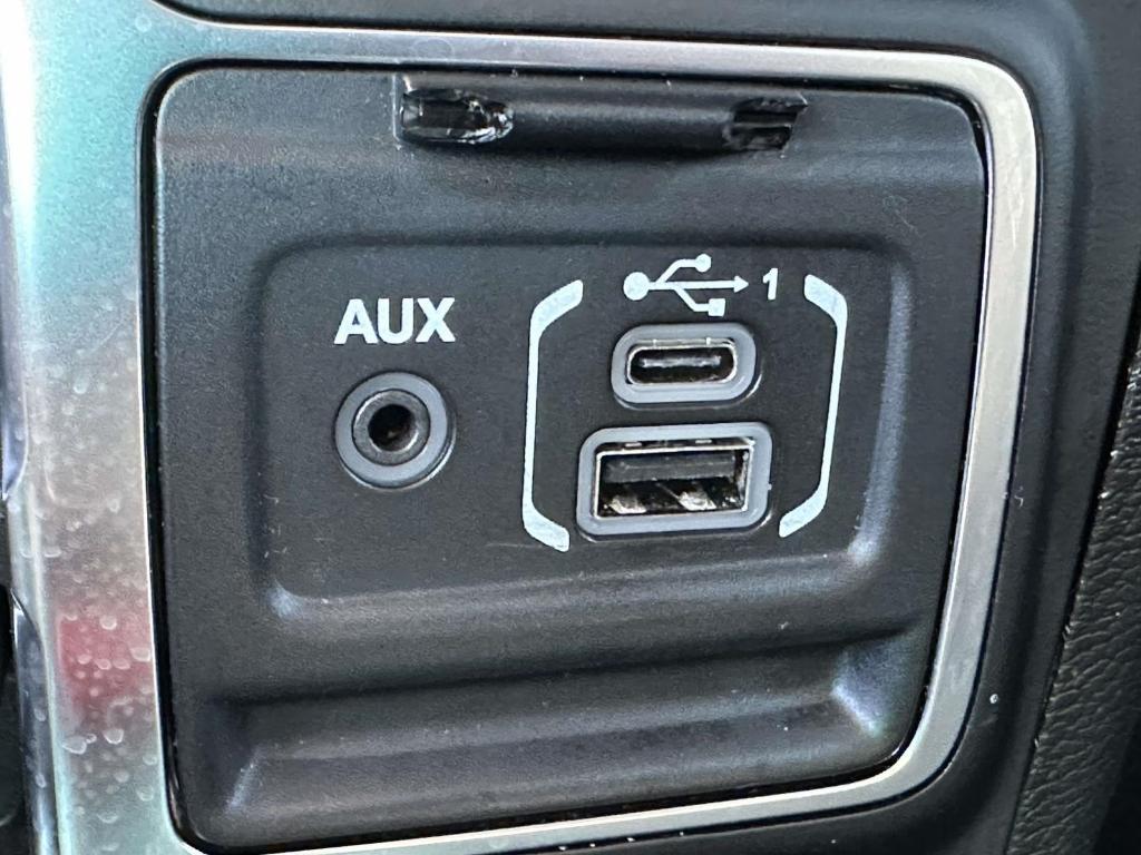 used 2022 Jeep Gladiator car, priced at $31,699