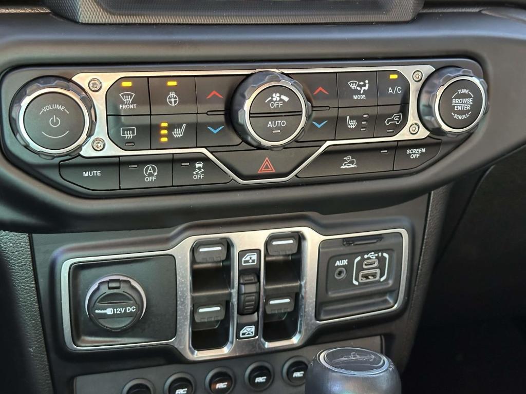 used 2022 Jeep Gladiator car, priced at $31,699