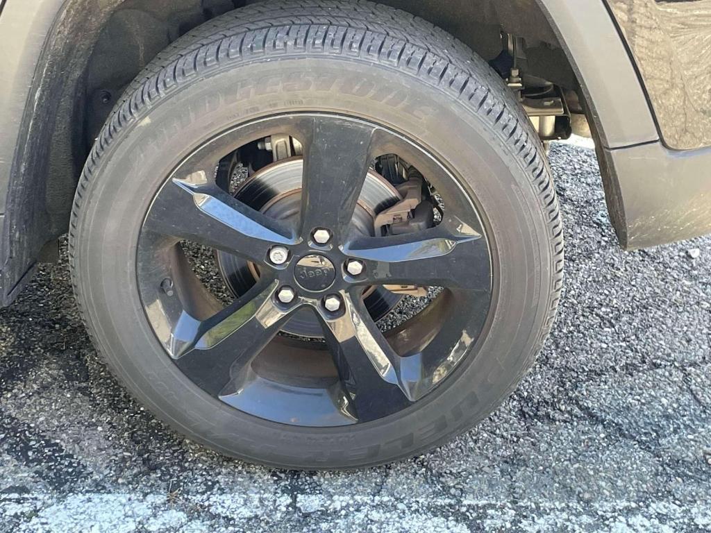 used 2023 Jeep Grand Cherokee car, priced at $33,999