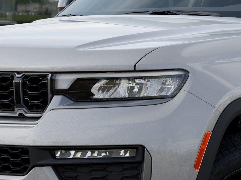 new 2026 Jeep Grand Cherokee car, priced at $50,250