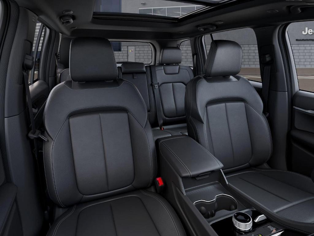 new 2026 Jeep Grand Cherokee car, priced at $51,750