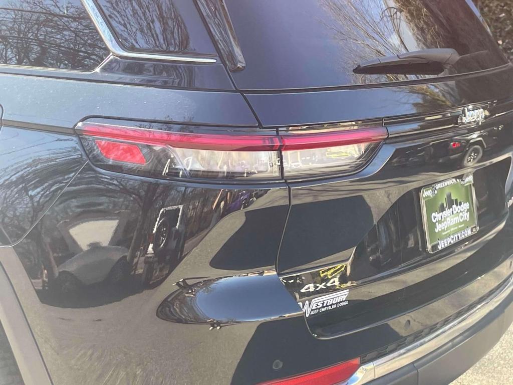 used 2023 Jeep Grand Cherokee car, priced at $29,791