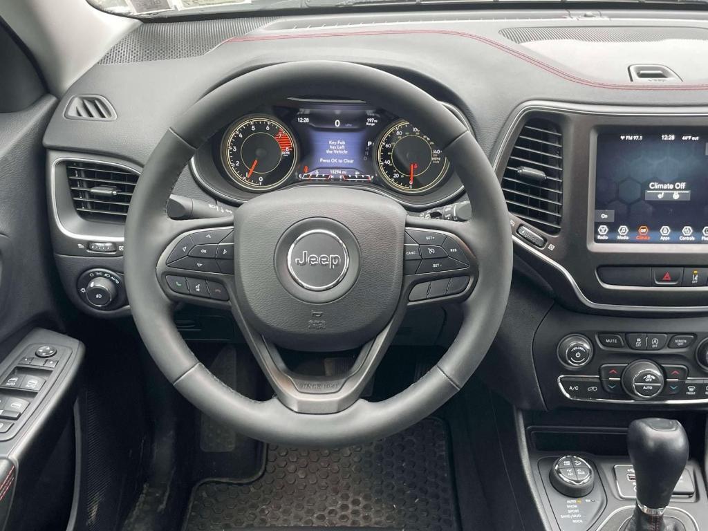 used 2022 Jeep Cherokee car, priced at $26,257