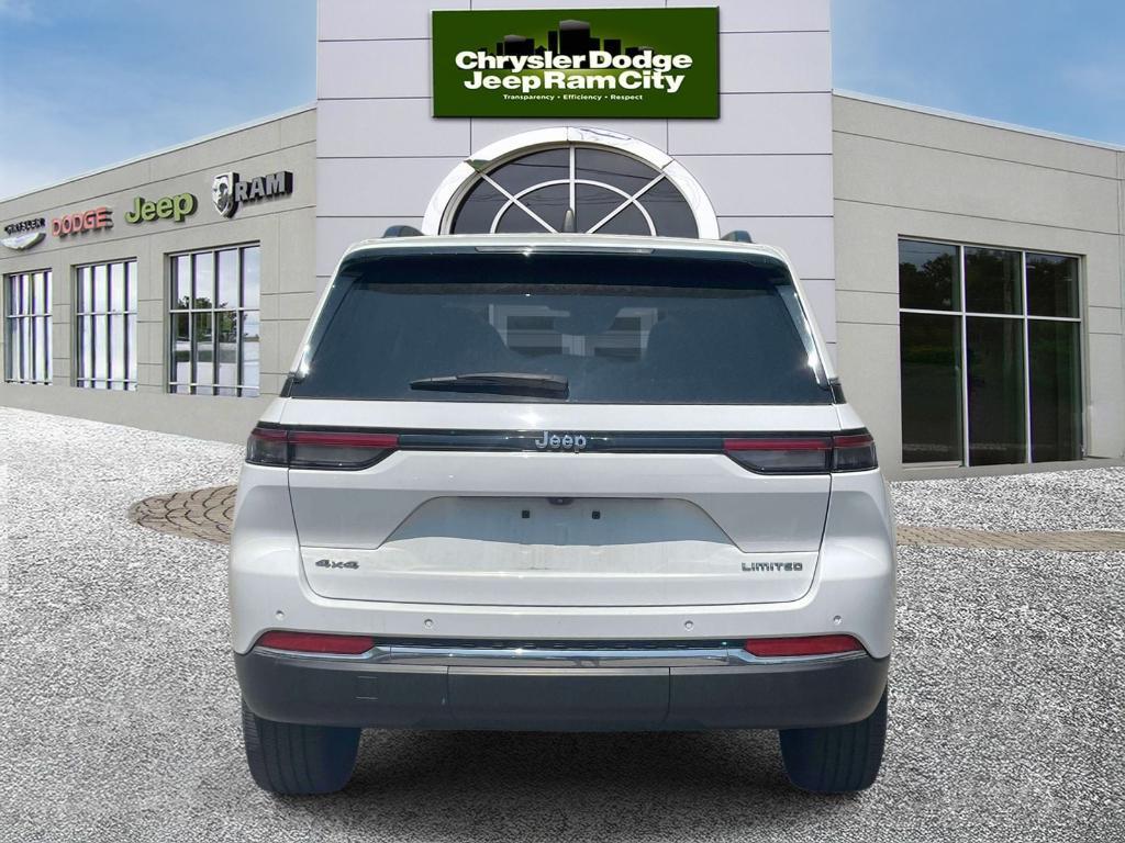 used 2023 Jeep Grand Cherokee car, priced at $33,491