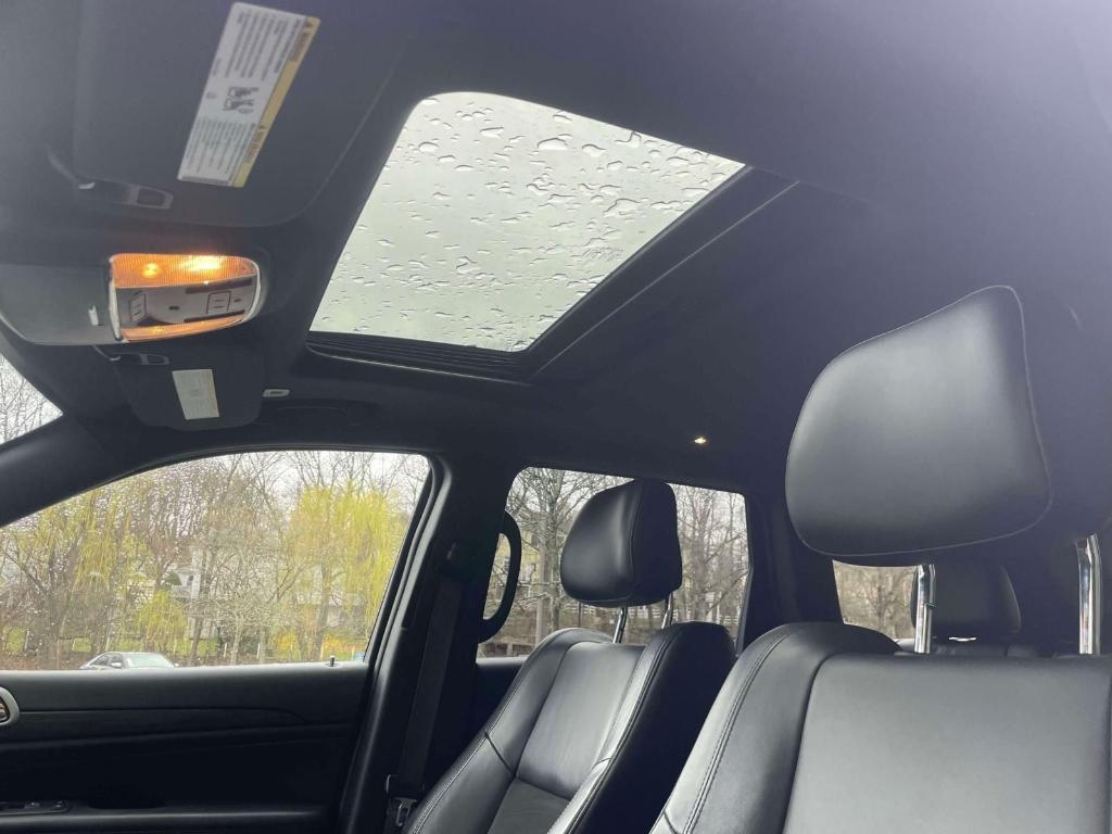 used 2022 Jeep Grand Cherokee WK car, priced at $28,089