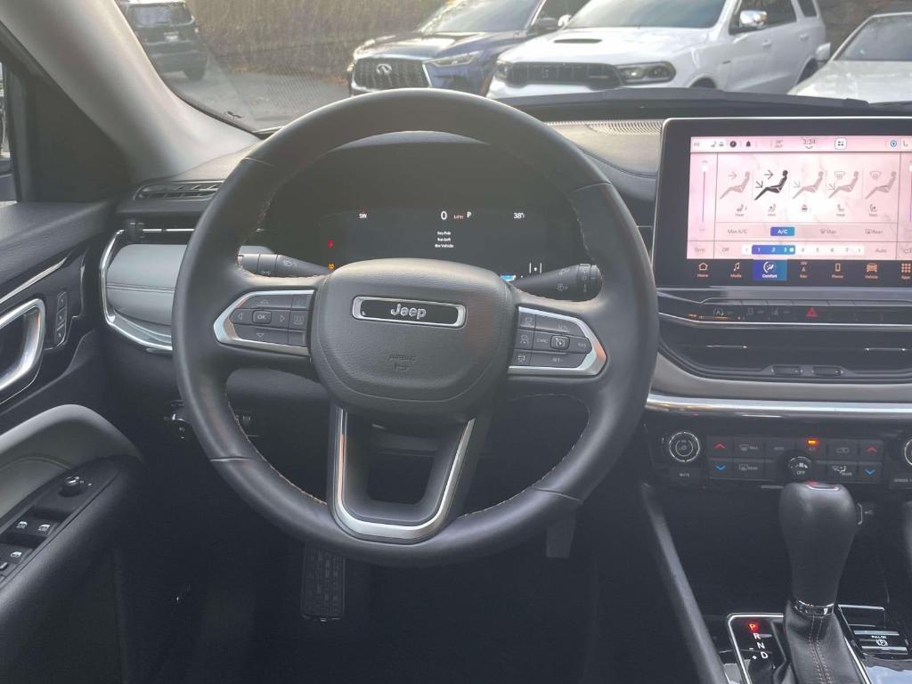 used 2024 Jeep Grand Cherokee car, priced at $29,995