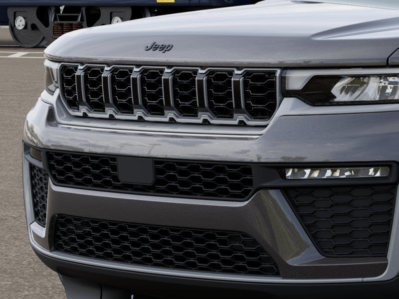 new 2026 Jeep Grand Cherokee car, priced at $51,750