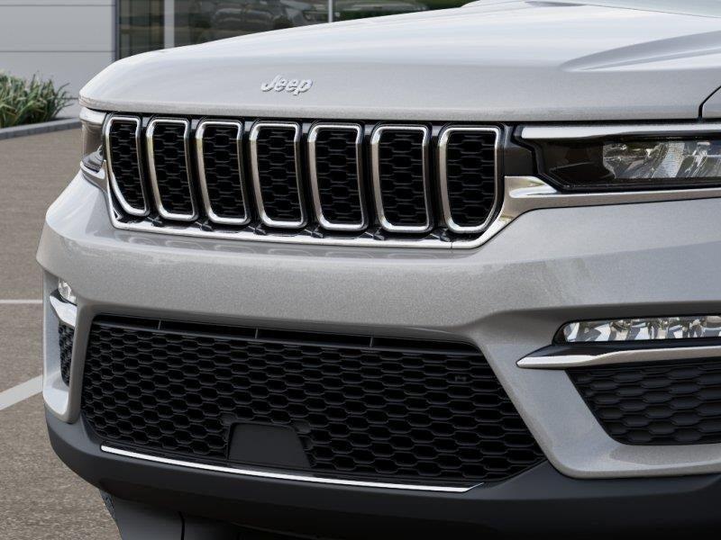 new 2025 Jeep Grand Cherokee car, priced at $45,760