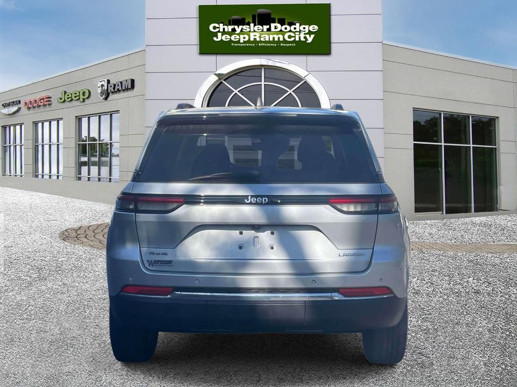 used 2023 Jeep Grand Cherokee car, priced at $29,300