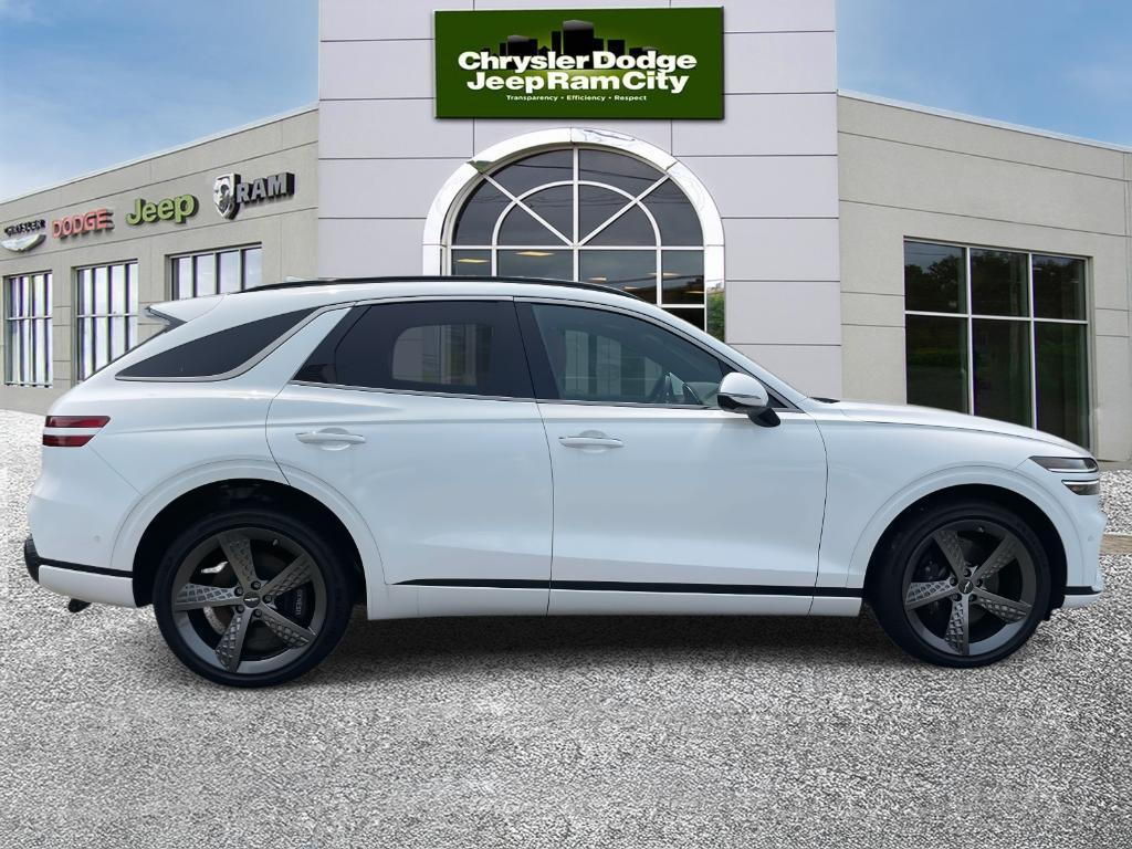 used 2025 Genesis GV70 car, priced at $47,589