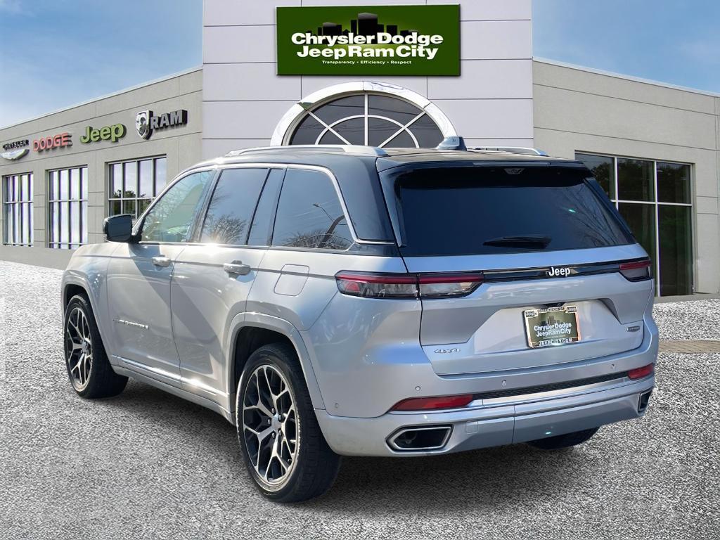 used 2023 Jeep Grand Cherokee car, priced at $47,402