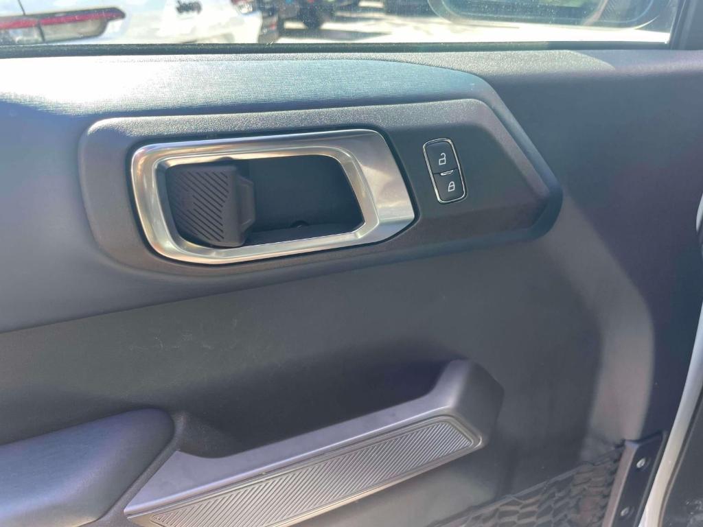 used 2022 Ford Bronco car, priced at $40,993