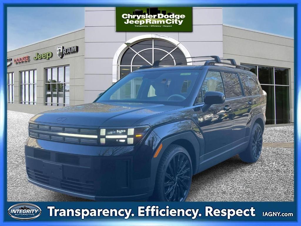 used 2025 Hyundai Santa Fe car, priced at $32,357