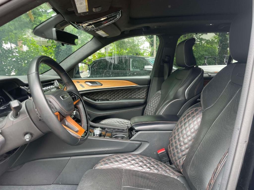 used 2023 Jeep Grand Cherokee car, priced at $39,583