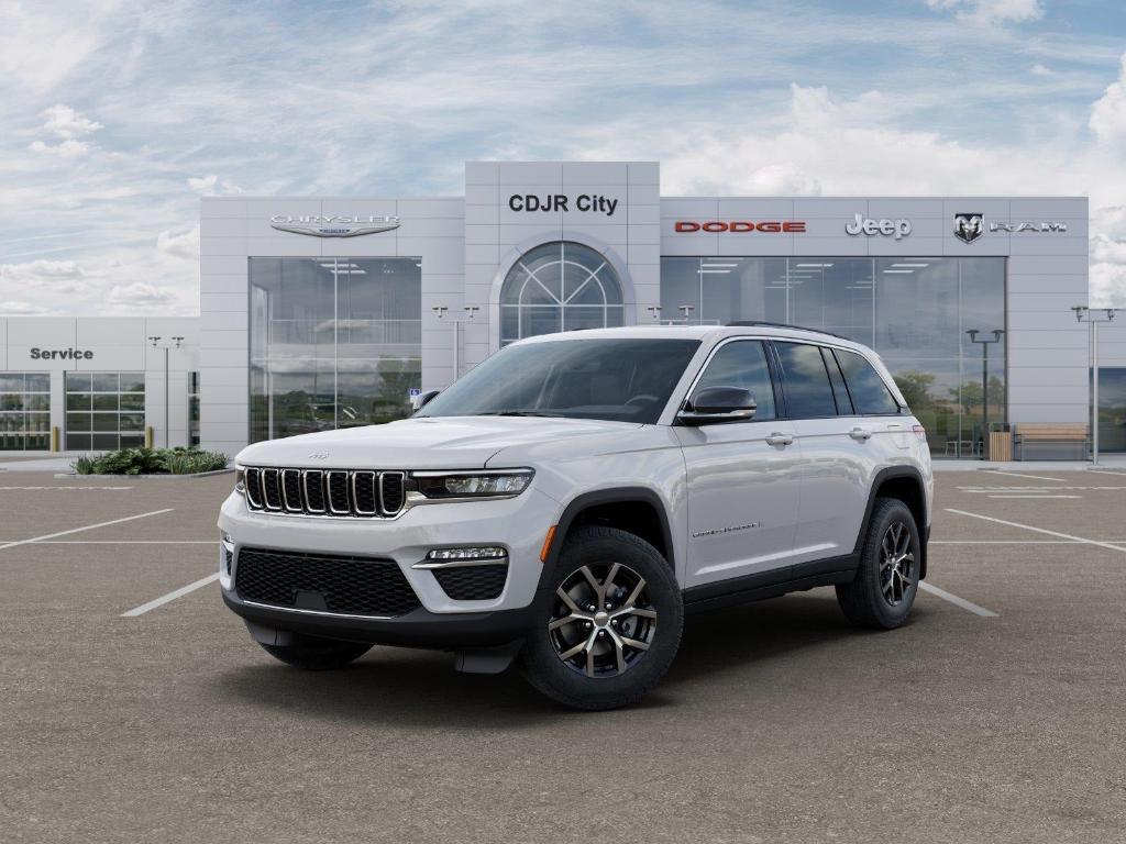 new 2025 Jeep Grand Cherokee car, priced at $47,590
