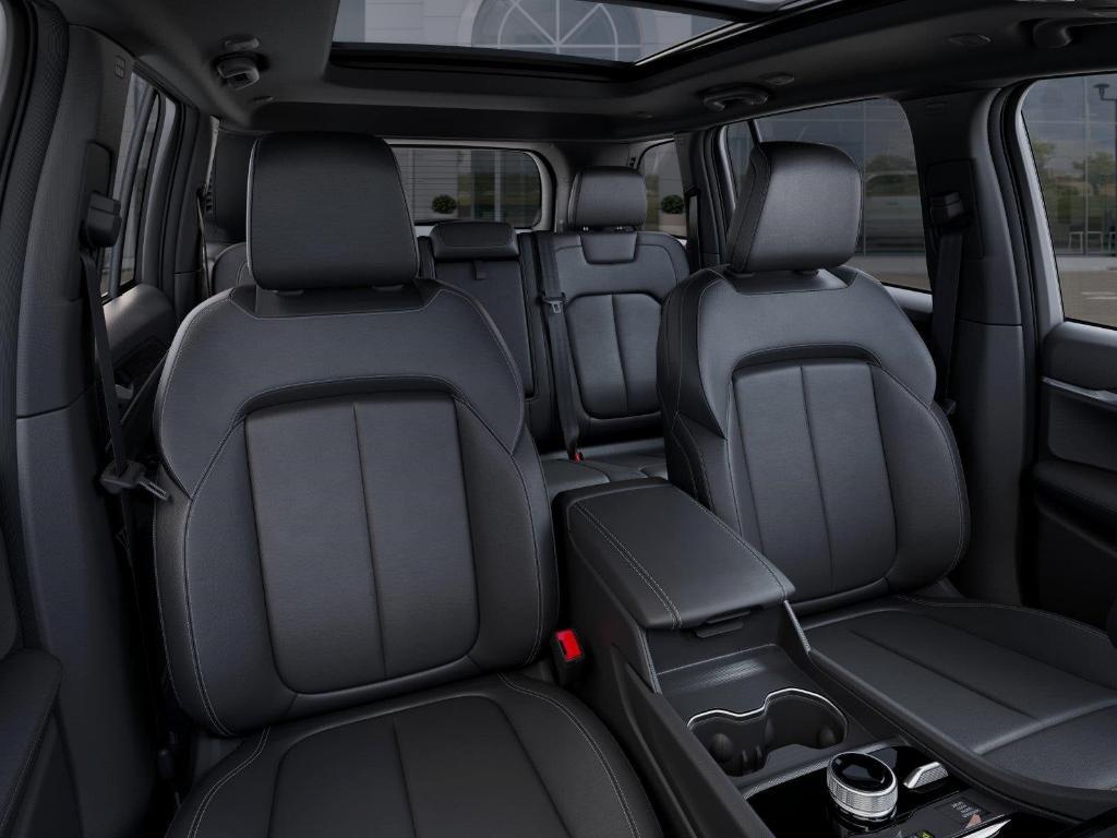 new 2025 Jeep Grand Cherokee car, priced at $47,590