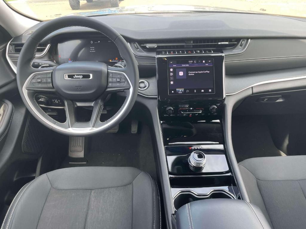 used 2023 Jeep Grand Cherokee car, priced at $28,993