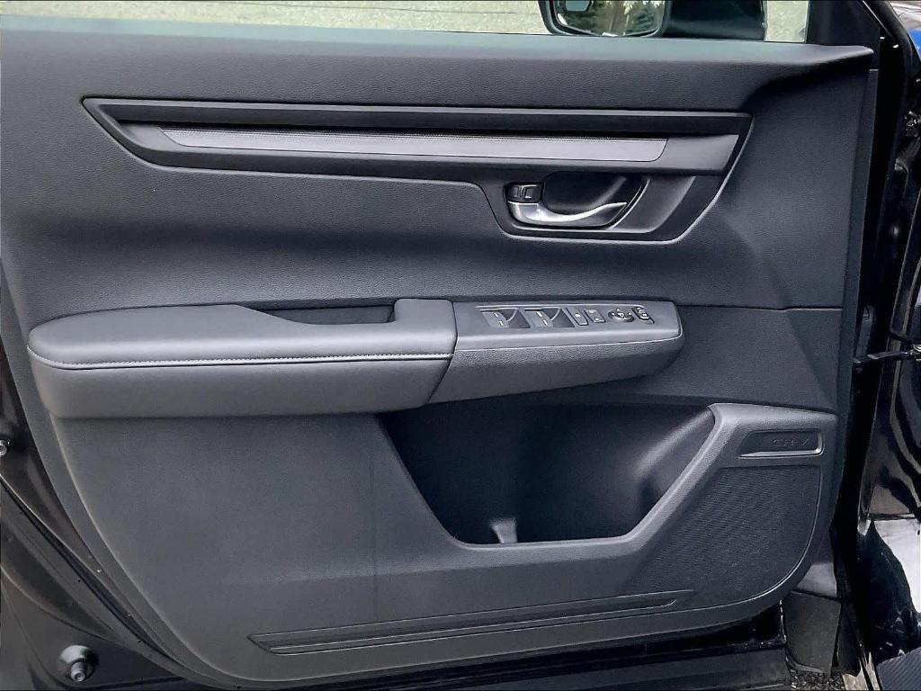 used 2025 Honda CR-V car, priced at $29,500