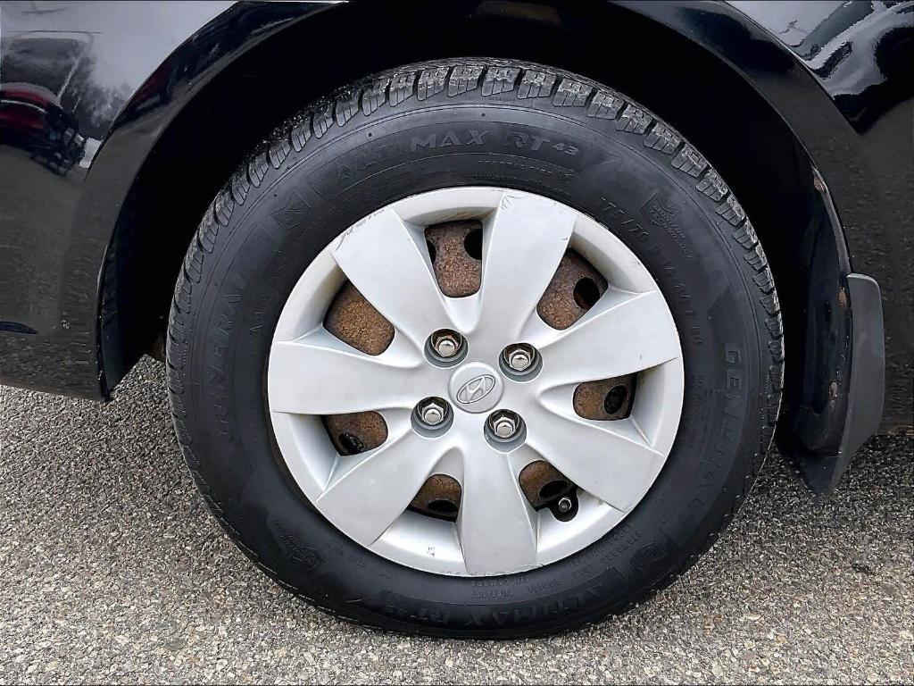 used 2011 Hyundai Accent car, priced at $5,300