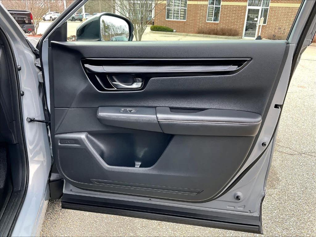 used 2024 Honda CR-V Hybrid car, priced at $29,800