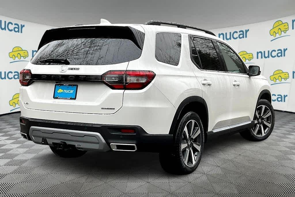 new 2026 Honda Pilot car, priced at $51,582