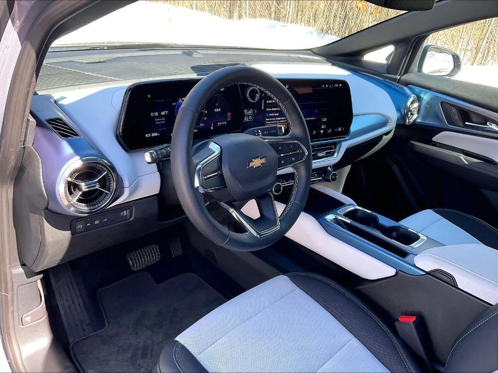 used 2025 Chevrolet Equinox EV car, priced at $23,800