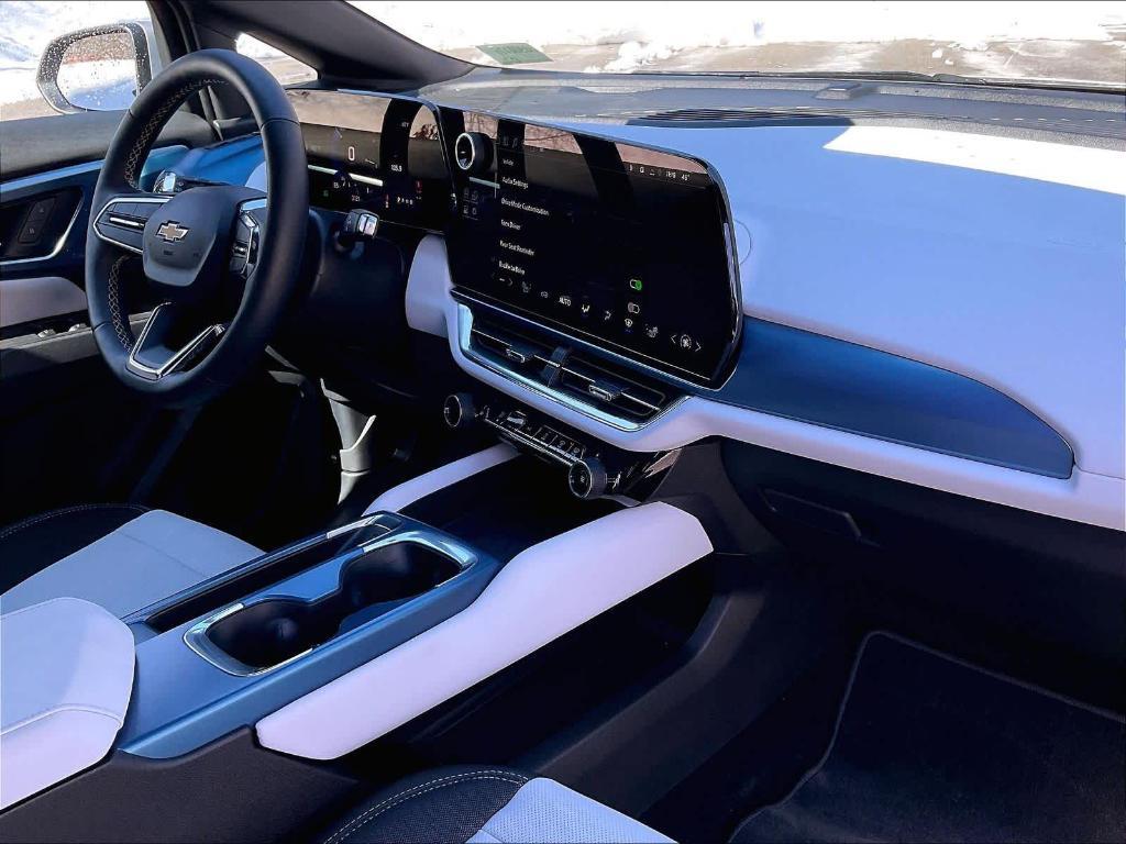 used 2025 Chevrolet Equinox EV car, priced at $23,800