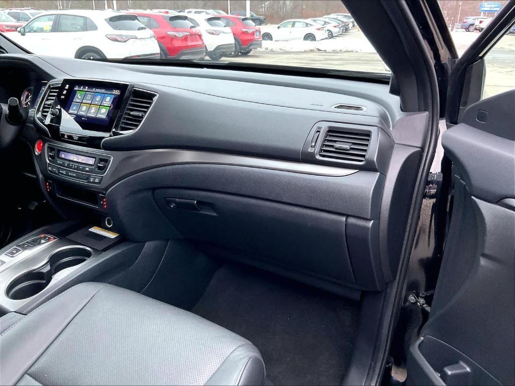 used 2022 Honda Passport car, priced at $28,800
